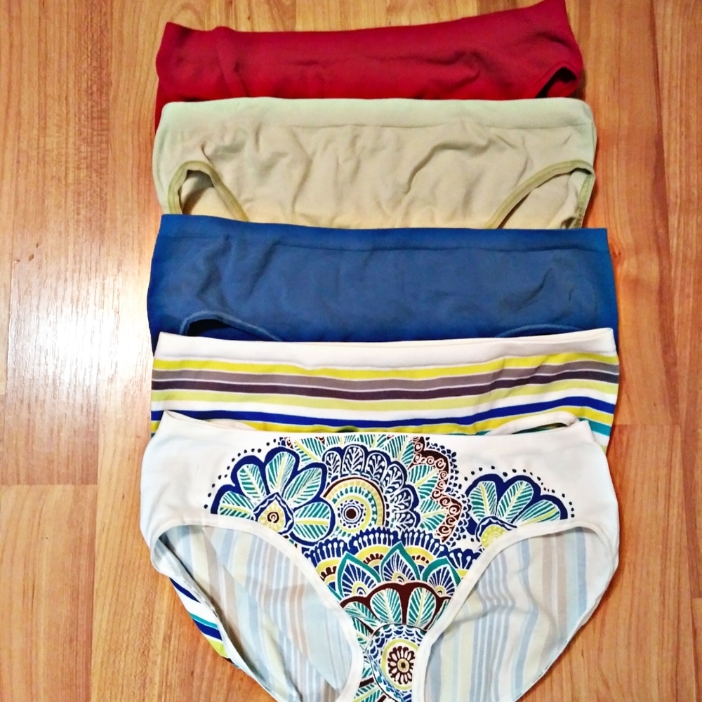 4 Nwot Victoria Secret Body Medium